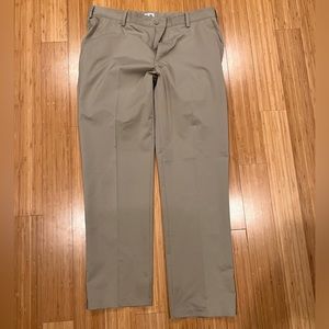 Adidas golf chinos 36/32 EUC